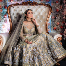 Load image into Gallery viewer, Bridal Gowns 1